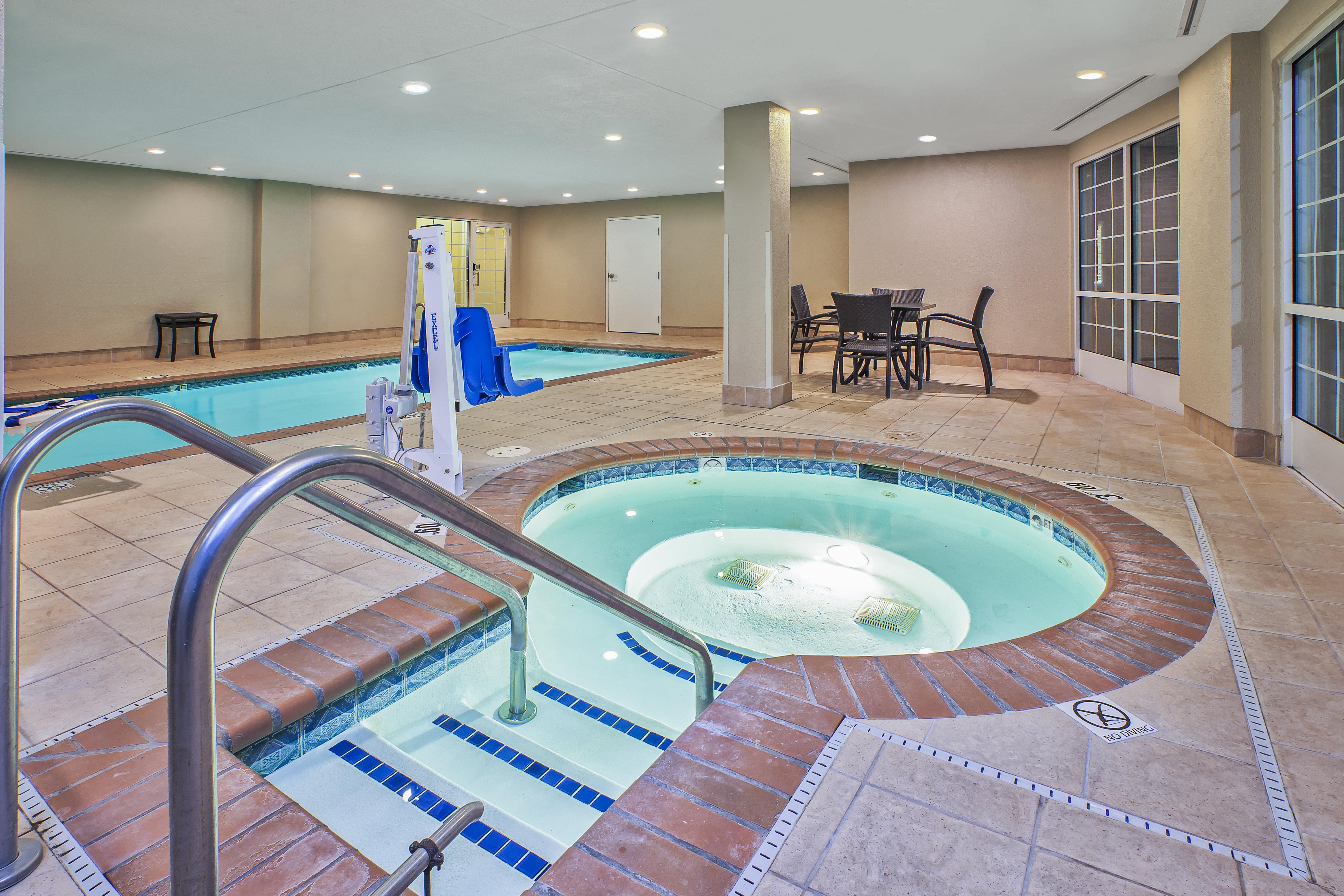 Candlewood Suites Indianapolis Northeast By Ihg Zewnętrze zdjęcie